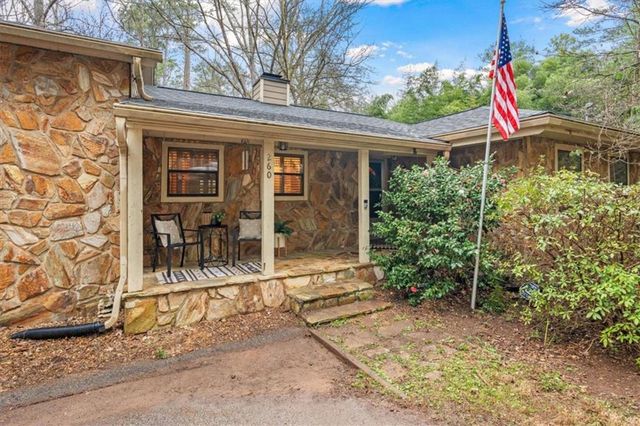 260 E Memorial E Drive, Dallas, GA 30132