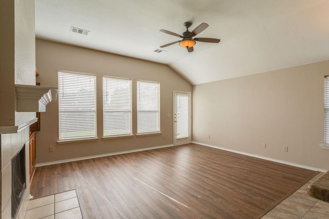 110 Windy Knoll Lane, Wylie, TX 75098