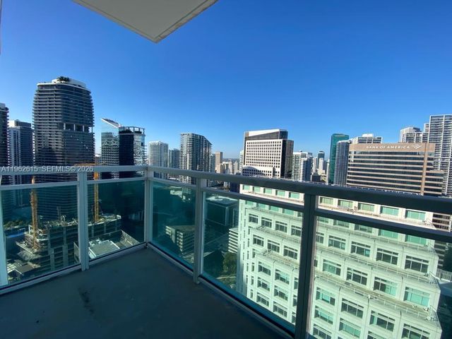 950 Brickell Bay Dr 4002, Miami, FL 33131