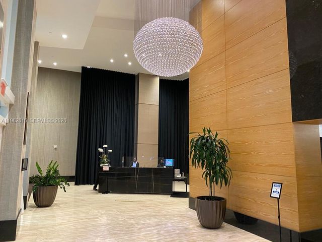 950 Brickell Bay Dr 4002, Miami, FL 33131