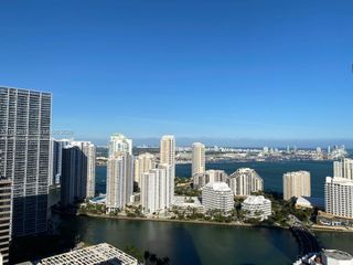 950 Brickell Bay Dr 4002, Miami, FL 33131