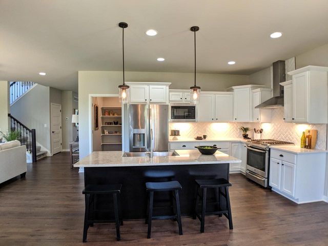 501 Spindrift Street, Mount Horeb, WI 53572