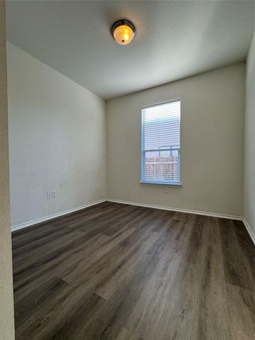 7607 Lazy Creek DR, Austin, TX 78724