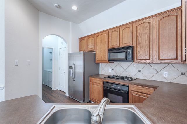 7576 Petersburgh Place, Frisco, TX 75035