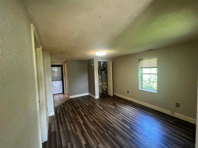 1321 N Clifton Avenue, Springfield, MO 65802