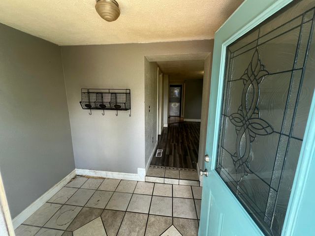 1321 N Clifton Avenue, Springfield, MO 65802