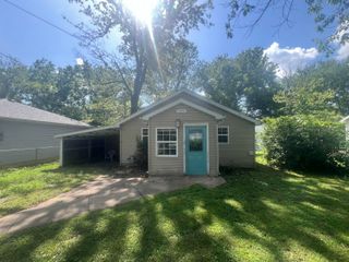 1321 N Clifton Avenue, Springfield, MO 65802
