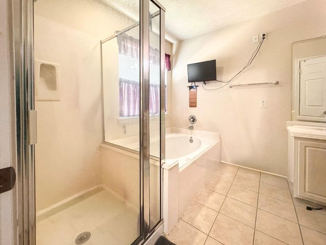 6102 Langham Mist Lane, Houston, TX 77084