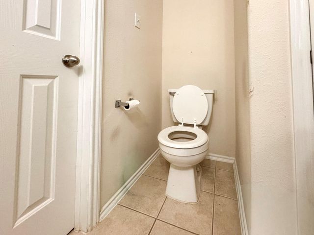 6102 Langham Mist Lane, Houston, TX 77084