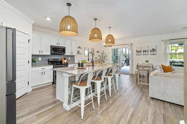 17127 BARNWOOD PLACE, Bradenton, FL 34211