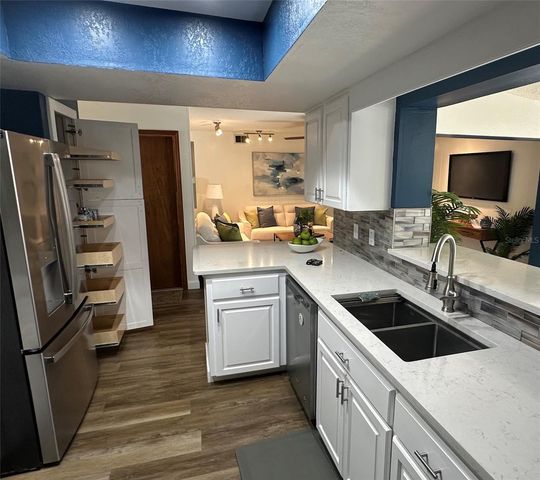 8626 EDGE O WOODS COURT, Orlando, FL 32819