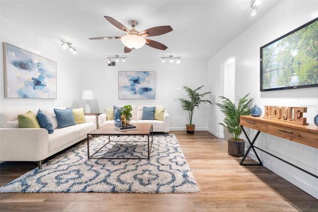 8626 EDGE O WOODS COURT, Orlando, FL 32819