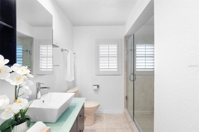 8626 EDGE O WOODS COURT, Orlando, FL 32819