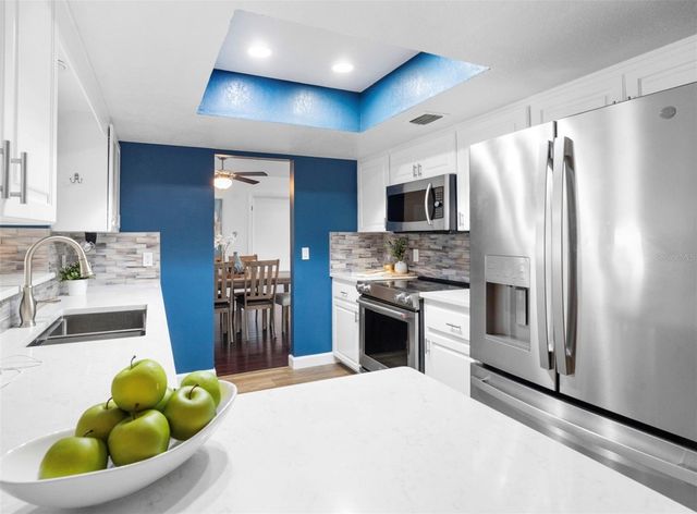 8626 EDGE O WOODS COURT, Orlando, FL 32819