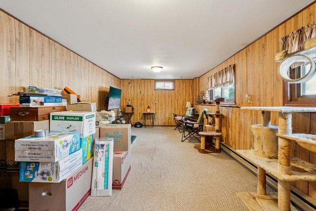 857 E Newark DRIVE, West Bend, WI 53090