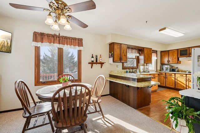 857 E Newark DRIVE, West Bend, WI 53090