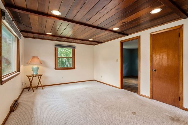 25 Wehr Rd, Hampden, MA 01036
