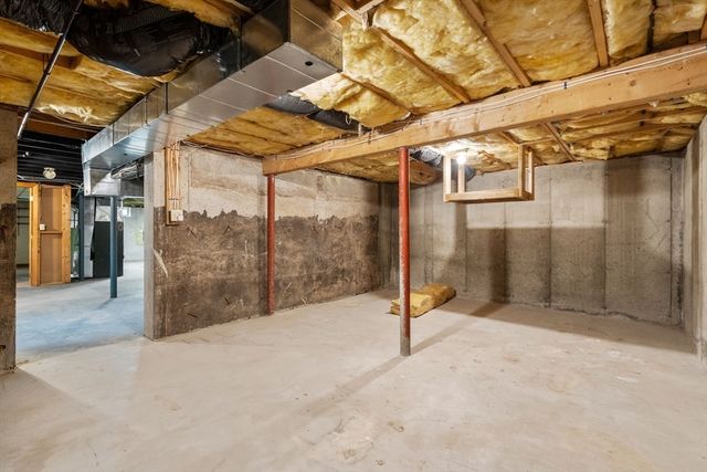 25 Wehr Rd, Hampden, MA 01036