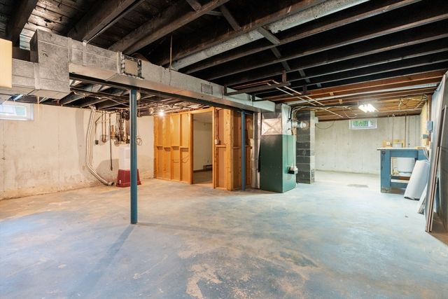 25 Wehr Rd, Hampden, MA 01036