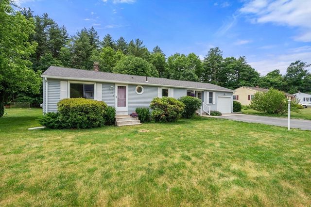 25 Wehr Rd, Hampden, MA 01036