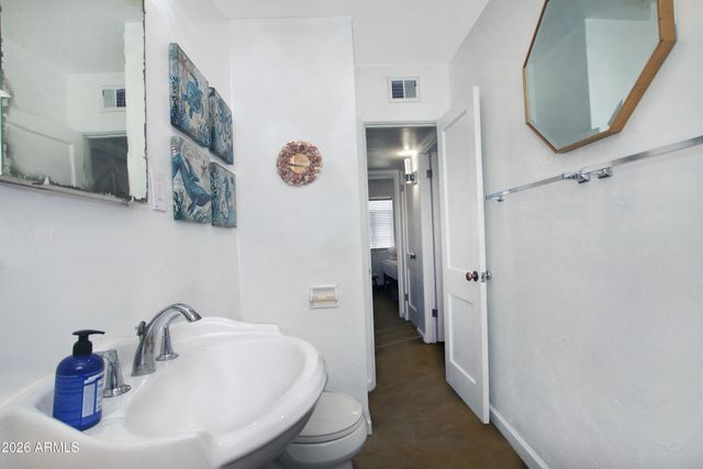 1919 W Earll Drive 2, Phoenix, AZ 85015