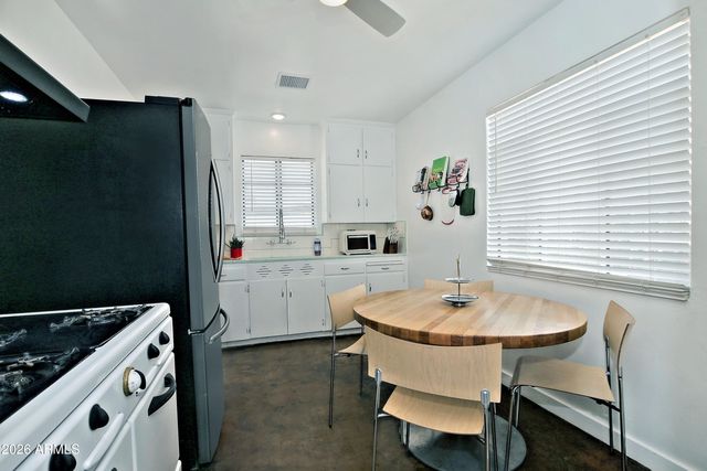 1919 W Earll Drive 2, Phoenix, AZ 85015