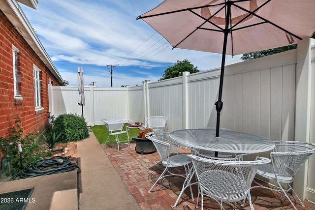 1919 W Earll Drive 2, Phoenix, AZ 85015
