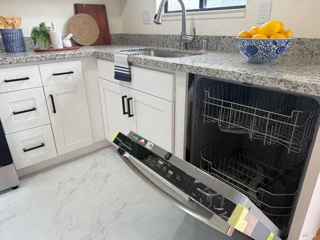 1422 N Oak St, Calistoga, CA 94515