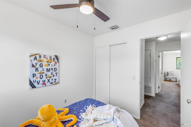 1422 N Oak St, Calistoga, CA 94515