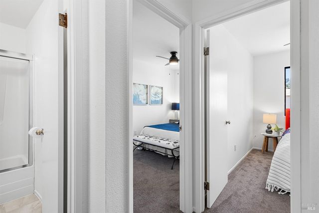 1422 N Oak St, Calistoga, CA 94515