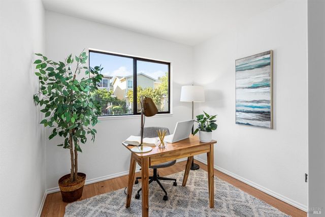 1422 N Oak St, Calistoga, CA 94515