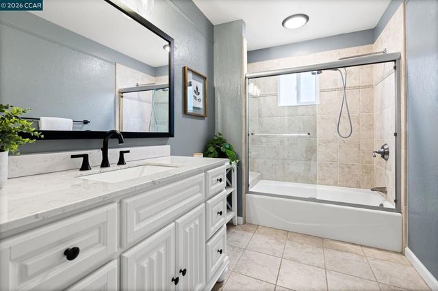 4859 Cabrillo Pt, Discovery Bay, CA 94505