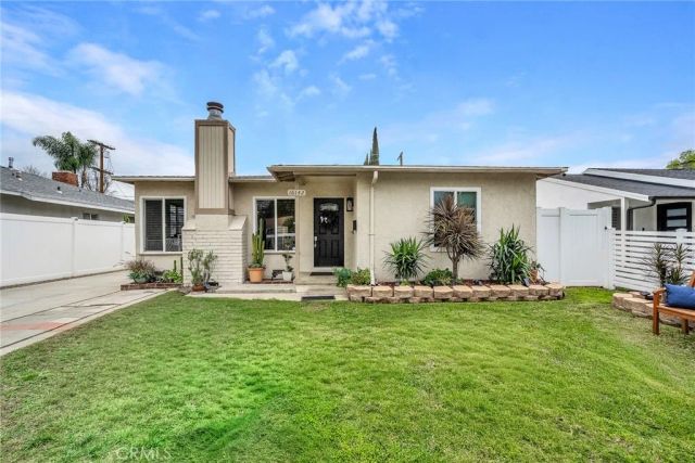 16142 Haynes, Van Nuys, CA 91406