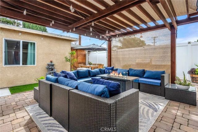 16142 Haynes, Van Nuys, CA 91406