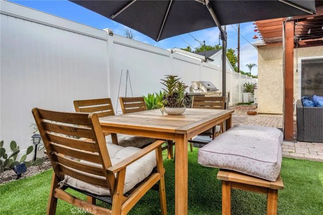 16142 Haynes, Van Nuys, CA 91406