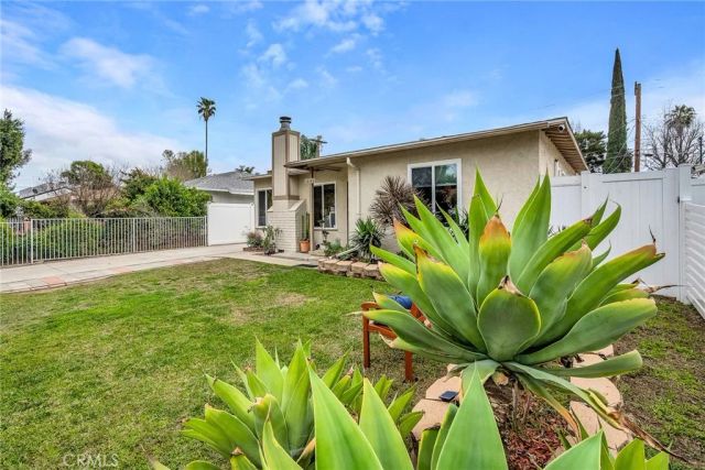 16142 Haynes, Van Nuys, CA 91406