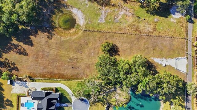 4821 Oak Acres LN, Fort Myers, FL 33905