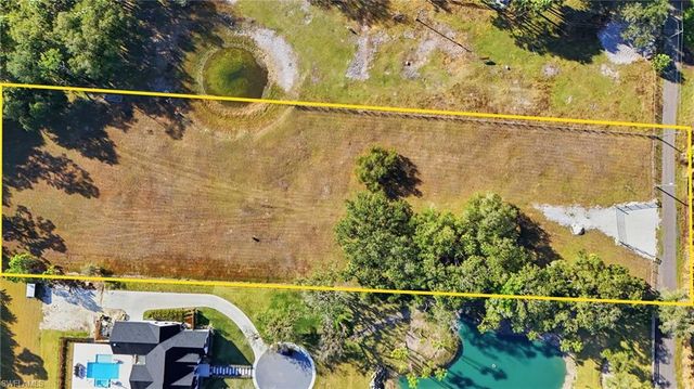 4821 Oak Acres LN, Fort Myers, FL 33905