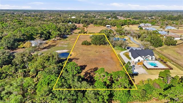 4821 Oak Acres LN, Fort Myers, FL 33905