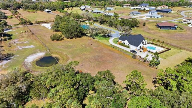 4821 Oak Acres LN, Fort Myers, FL 33905