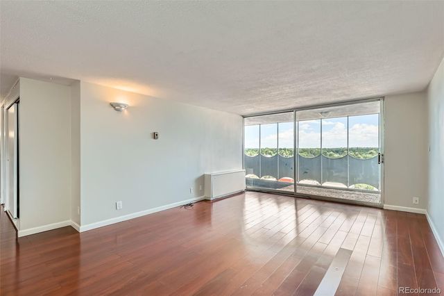 1155 N Ash Street 1202, Denver, CO 80220