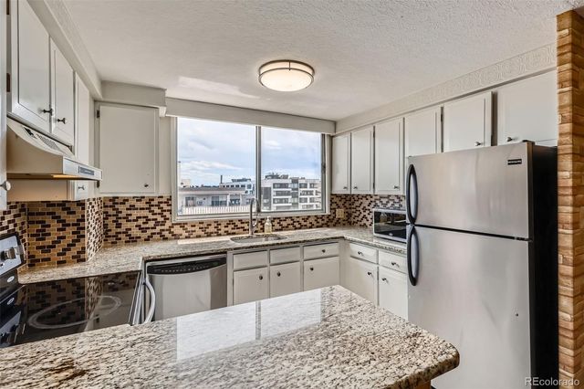 1155 N Ash Street 1202, Denver, CO 80220