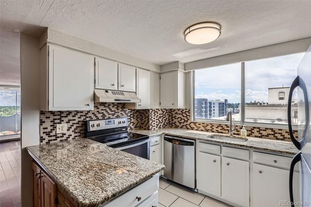 1155 N Ash Street 1202, Denver, CO 80220