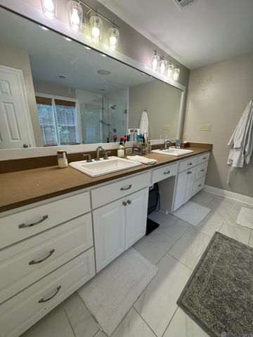 735 Dubois Dr, Baton Rouge, LA 70808