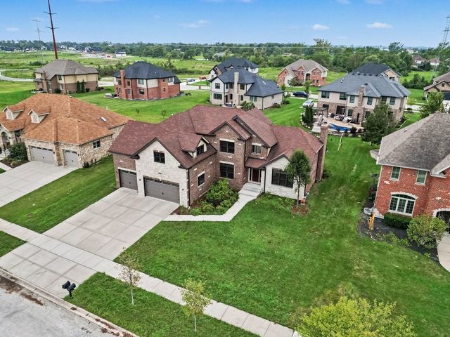 22620 Hunters Trail, Frankfort, IL 60423