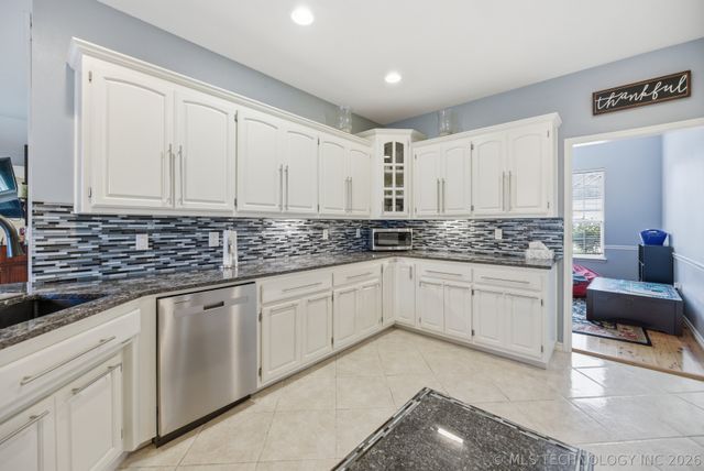 9943 E 124th Street S, Bixby, OK 74008