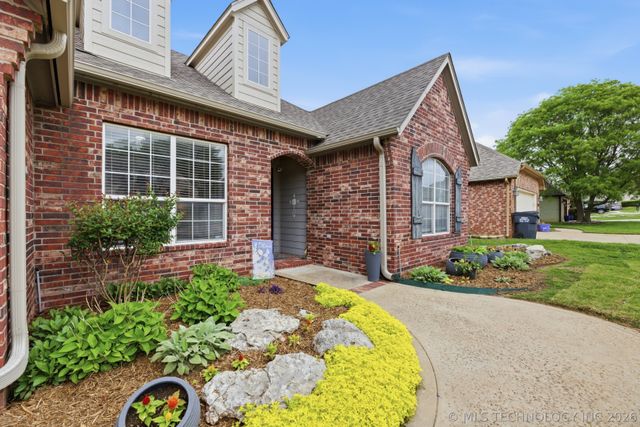 9943 E 124th Street S, Bixby, OK 74008