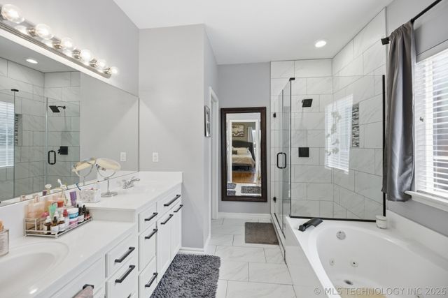 9943 E 124th Street S, Bixby, OK 74008