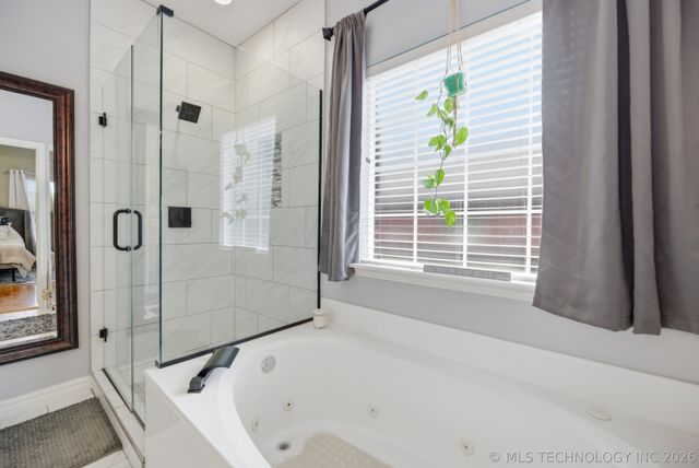 9943 E 124th Street S, Bixby, OK 74008