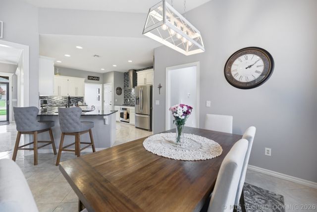 9943 E 124th Street S, Bixby, OK 74008